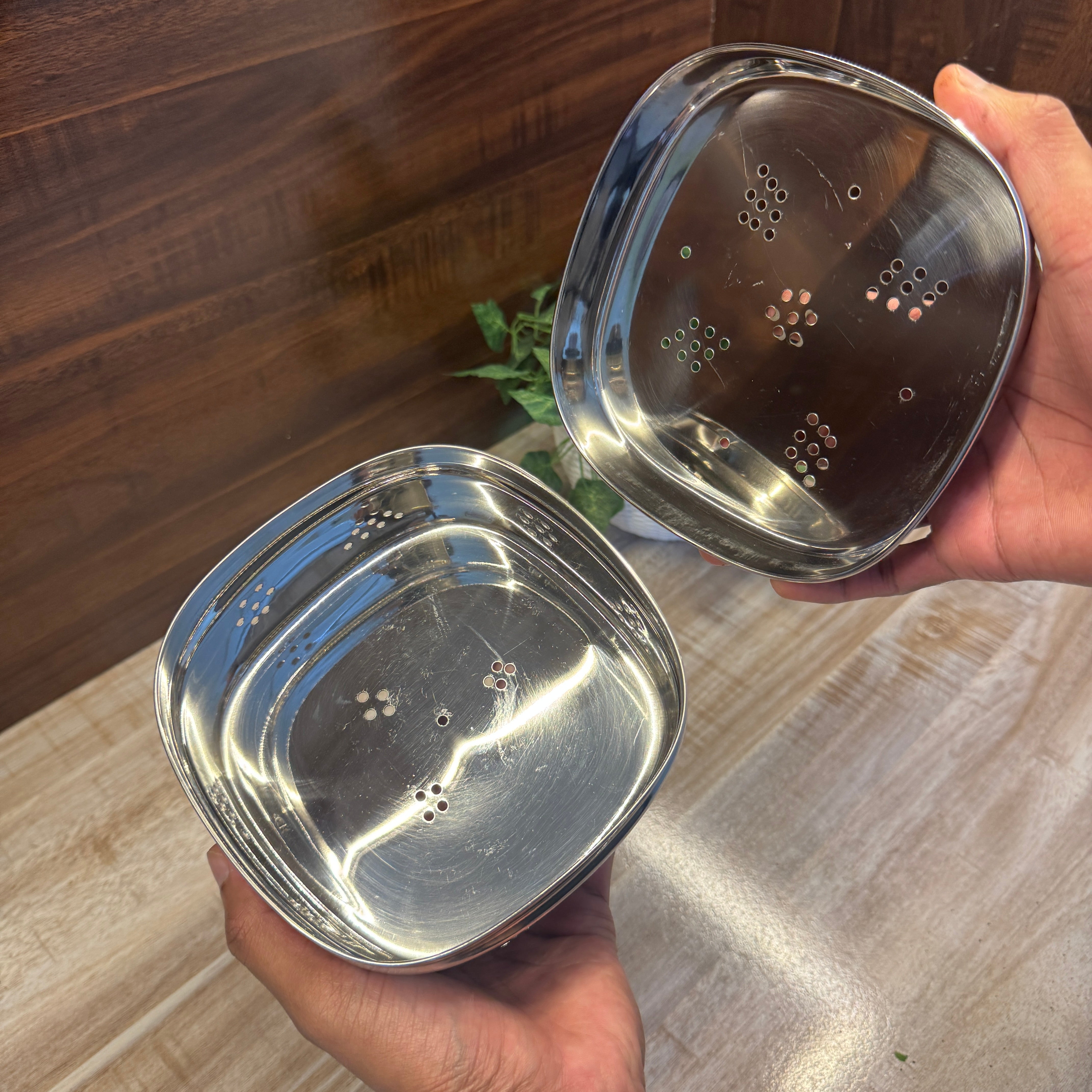 Stainless Steel Ventilated Vegetable Container [Large]
